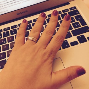 manicura roja d uñas